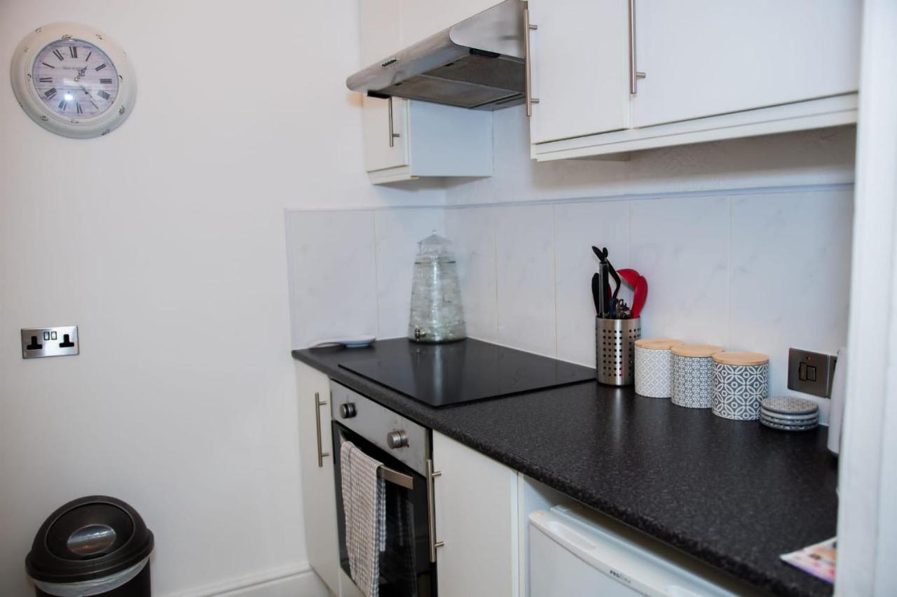 Rose Apartment 2-Bed Town Centre Apartment In آير المظهر الخارجي الصورة